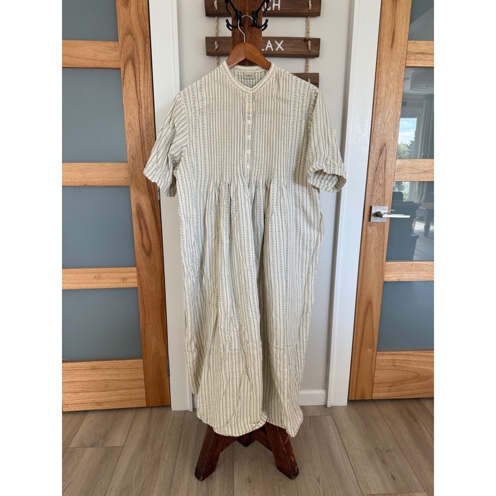 Vintage LL Bean Dobby Short Sleeve Pintuck Nightgown Cream Green Stripe EUC
